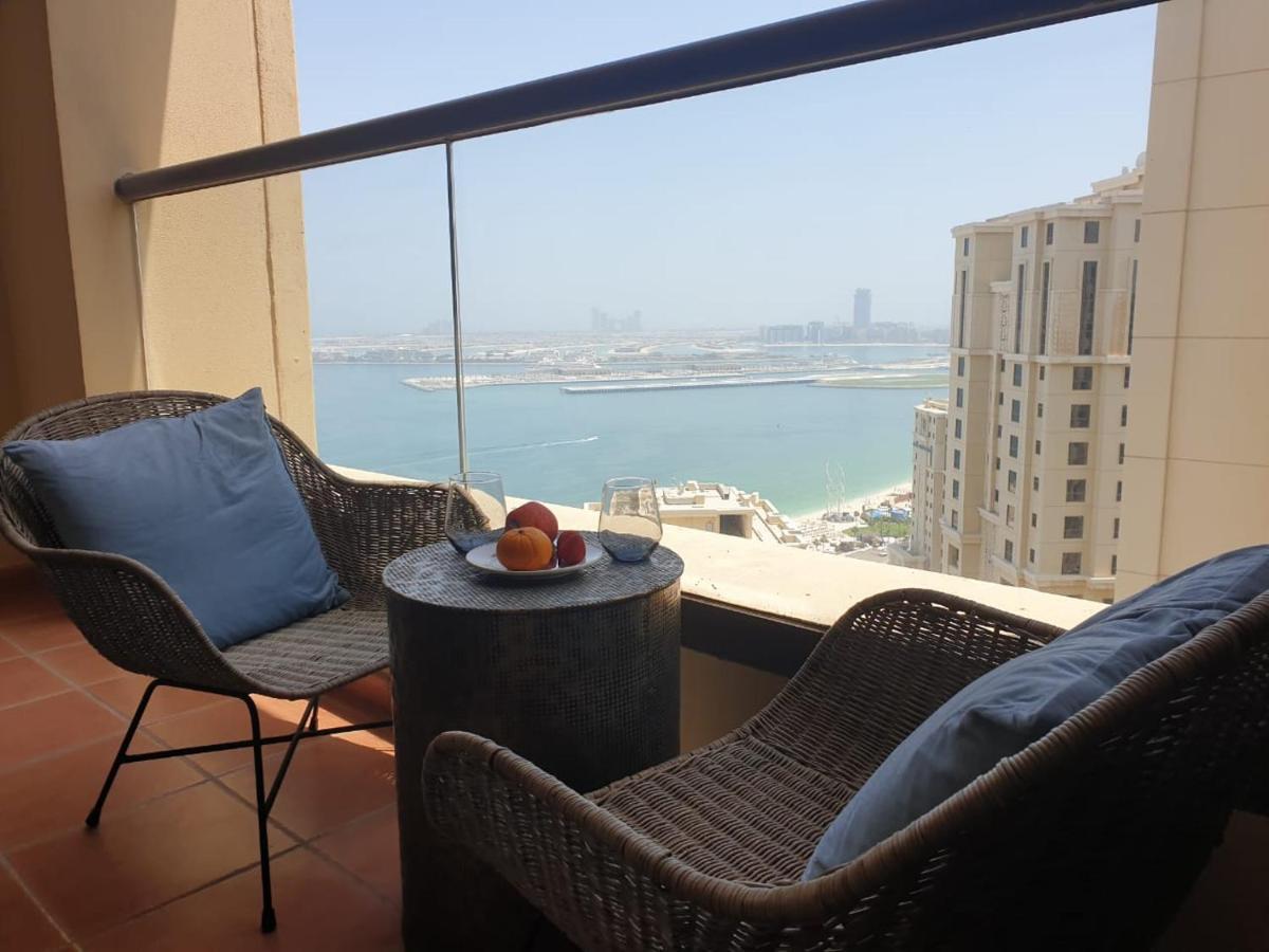 Beautiful Apartment With Amazing Sea Views ดูไบ ภายนอก รูปภาพ