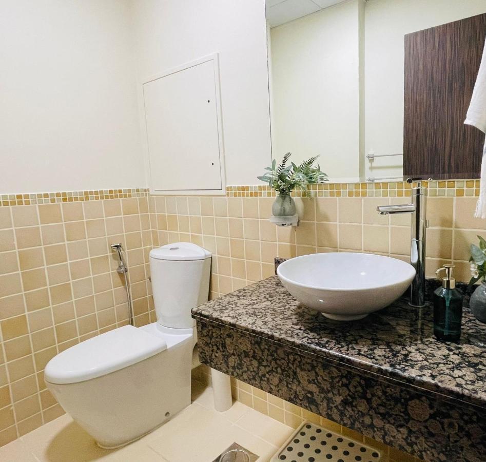Beautiful Apartment With Amazing Sea Views ดูไบ ภายนอก รูปภาพ